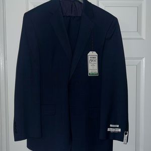 Joseph A Bank 41R tailored fit suit